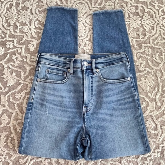 Everlane The High Rise Skinny Ankle Distressed Jean - Picture 6 of 12